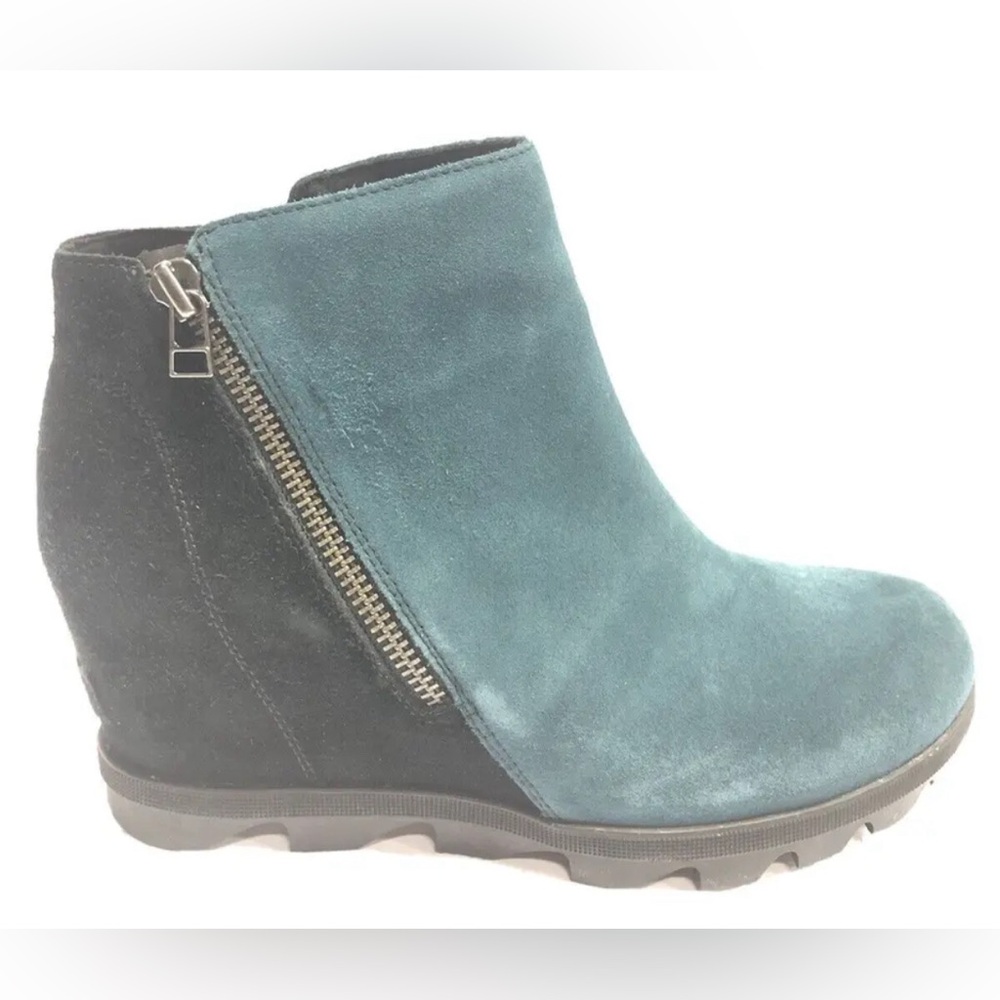 Sorel Women’s Joan of Arctic Wedge II Chelsea Boot Blue Suede Size 10.5 M